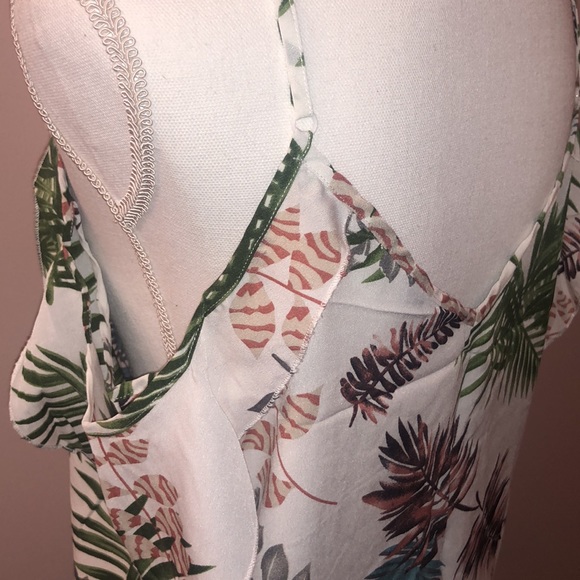 Flowy SHEIN Blouse - Picture 4 of 5